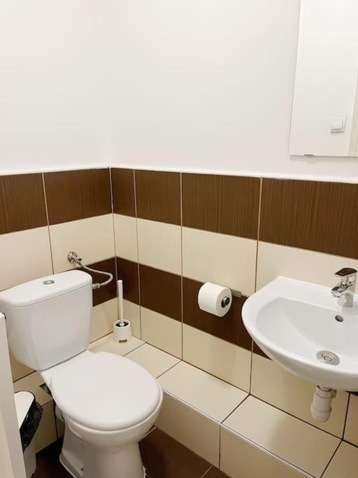 1#Parliament Sunflower Apartments Room 부다페스트 외부 사진
